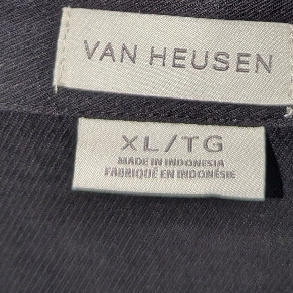 Women's black blouse - Picture 3 of 3